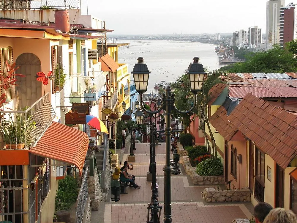 Hotel Continental Guayaquil 4*,