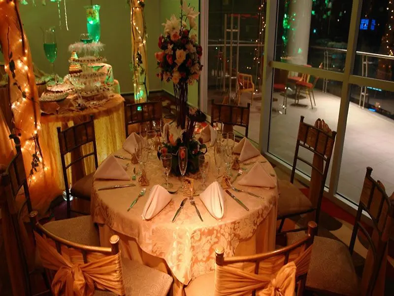 Hotel Continental Guayaquil 4*,